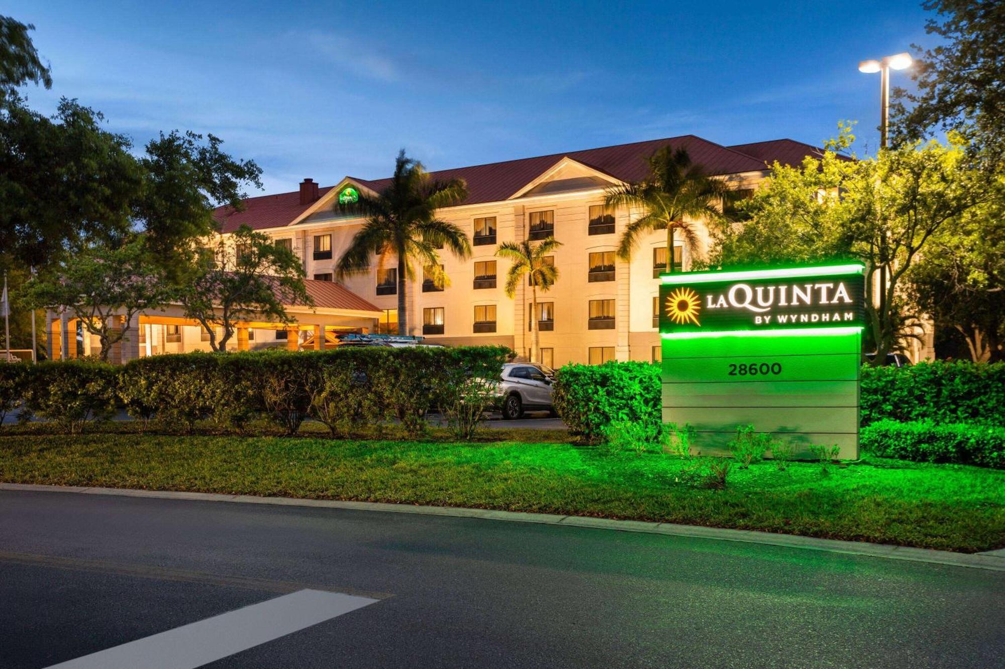 La Quinta By Wyndham Bonita Springs Naples North Hotel Kültér fotó